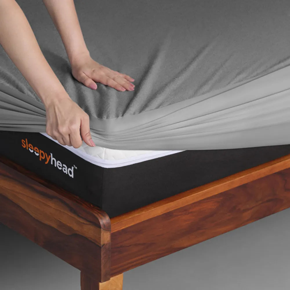 Brown Water-Resistant Mattress Protector